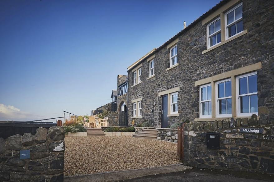 Middlerigg -  a family friendly that sleeps 6 guests  in 3 bedrooms