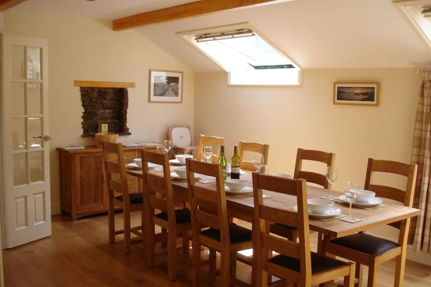 Spring Barn, Near Salcombe, Luxury Accom, 5 Bedroom, Sleeps 10, 4 Star Gold