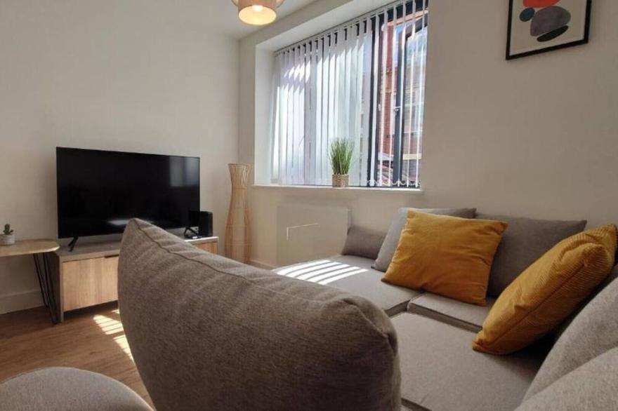 Treasured 1 Bedroom Jewellery Quarter Apartment - Birmingham City Centre