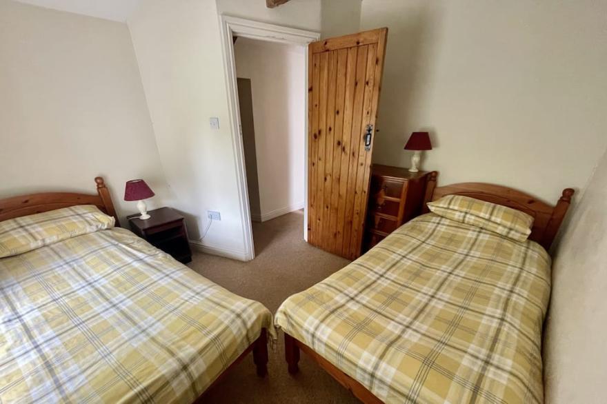 Coach House In The Picturesque Village Of Mere