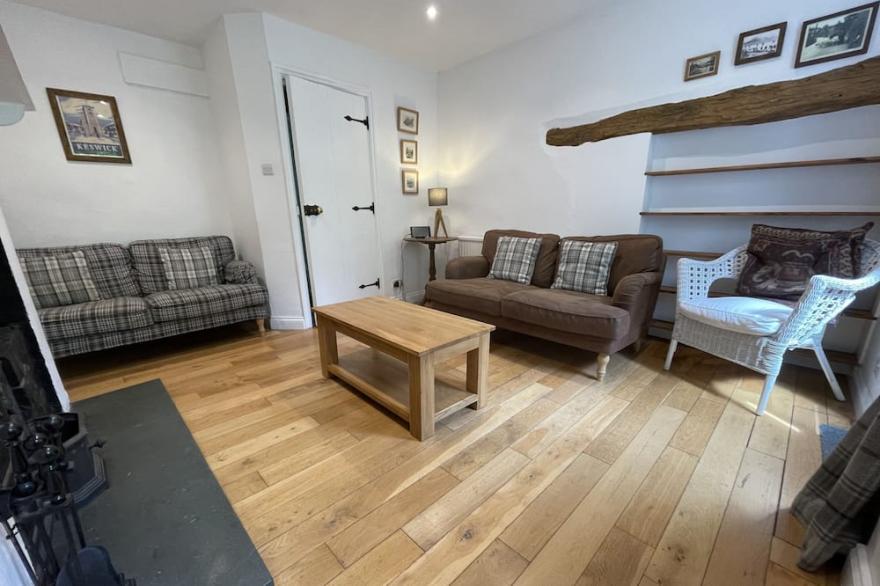 Barf Cottage -  a cottage that sleeps 5 guests  in 3 bedrooms