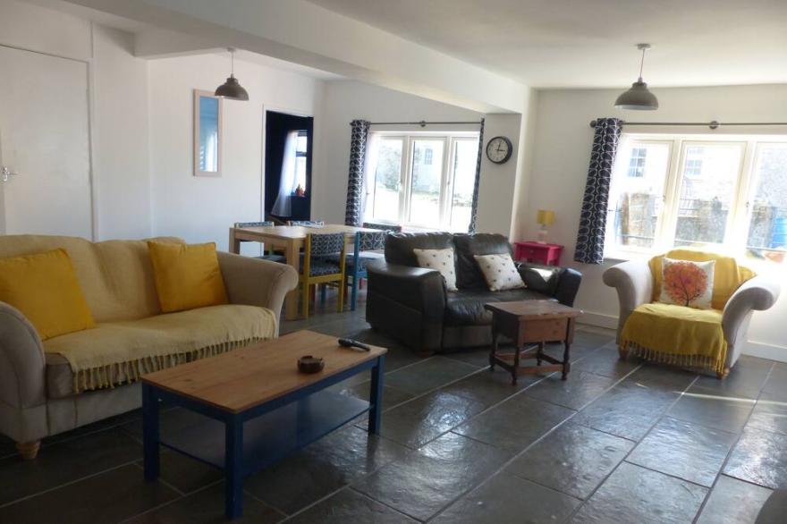 Farmhouse cottage - within 7 acres with large garden on the edge of Exmoor