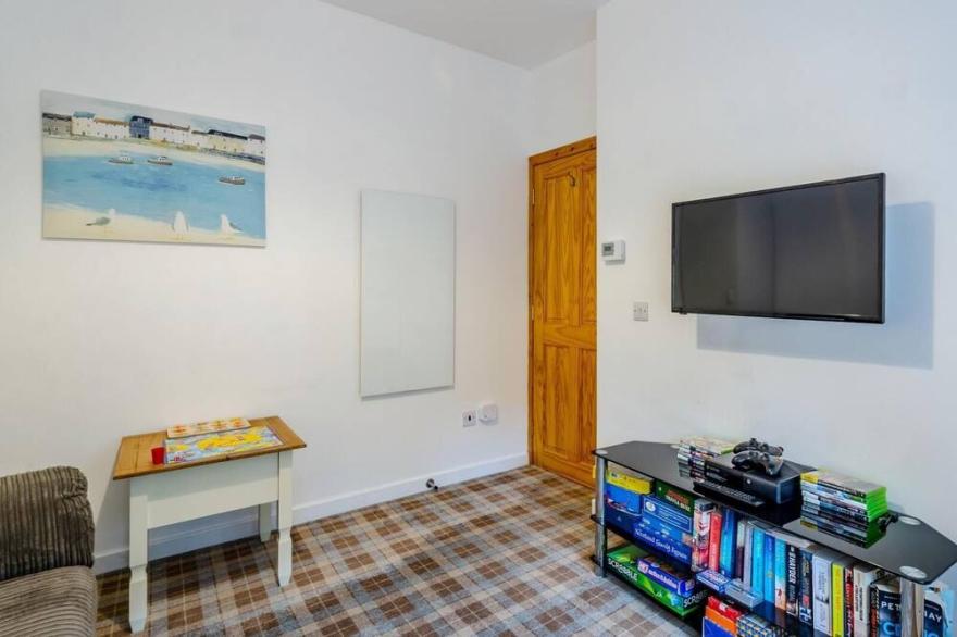 Finisla, Cosy 3 bedroom house in the centre of Brodick