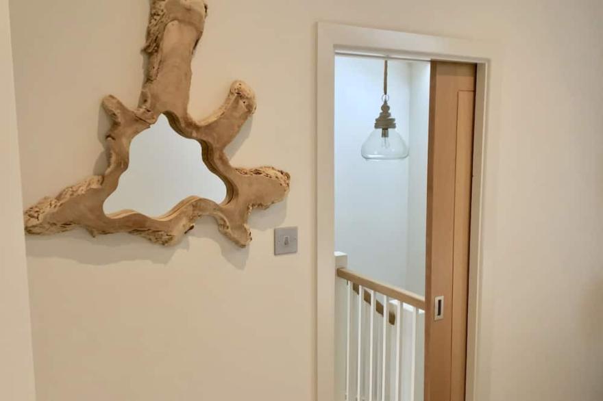 Hello !!  Welcome to 23 The Waterloo, our Cotswold stone cottage holiday home