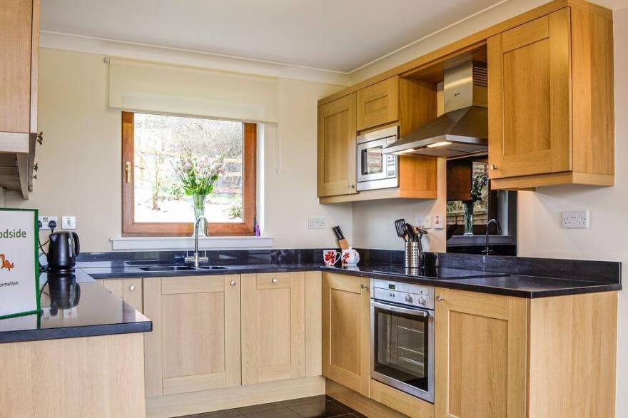 2 bedroom accommodation in Blairgowrie