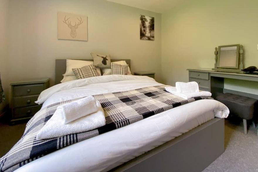 4 bedroom accommodation in Oban