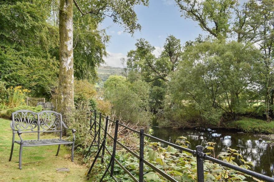 2 bedroom accommodation in Ambleside