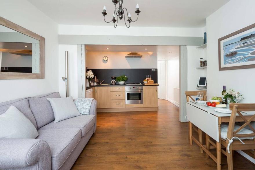 THE RIDDLE, with a garden in Whitby