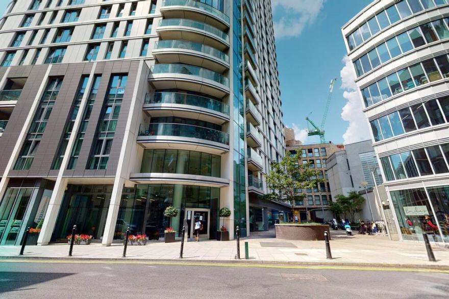 One bed 50m2 at 71 Alie Street in Aldgate