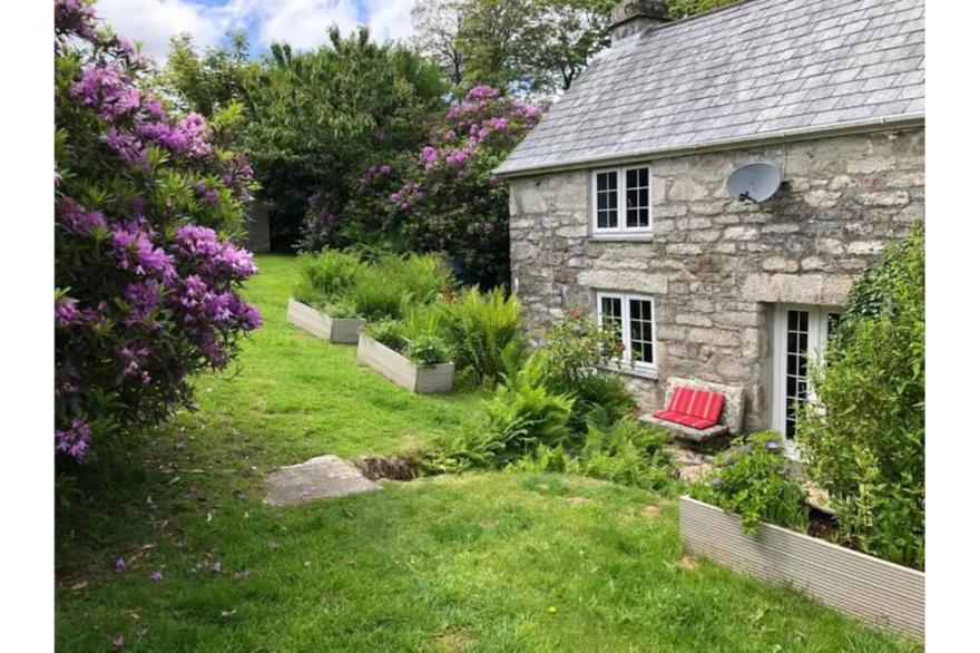Dreamy Cornish country villa hideaway