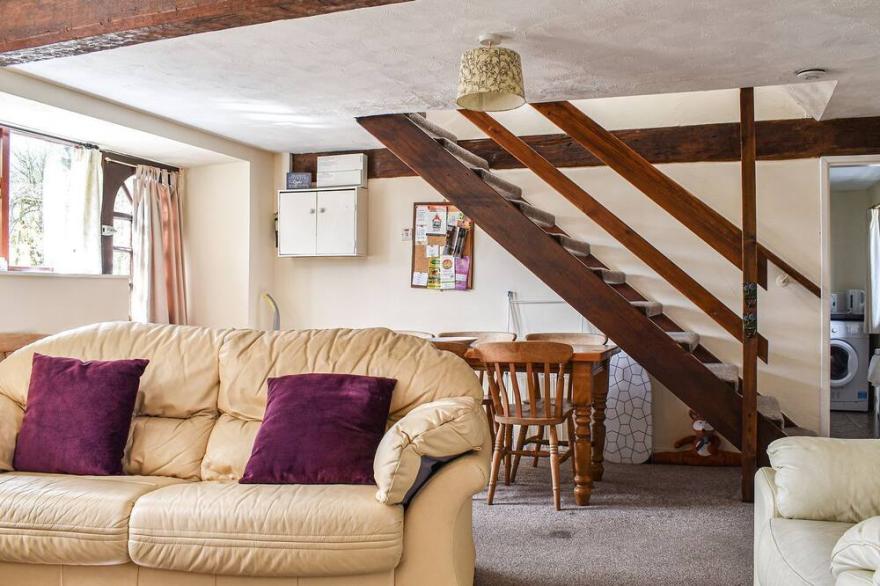 3 bedroom accommodation in Leek