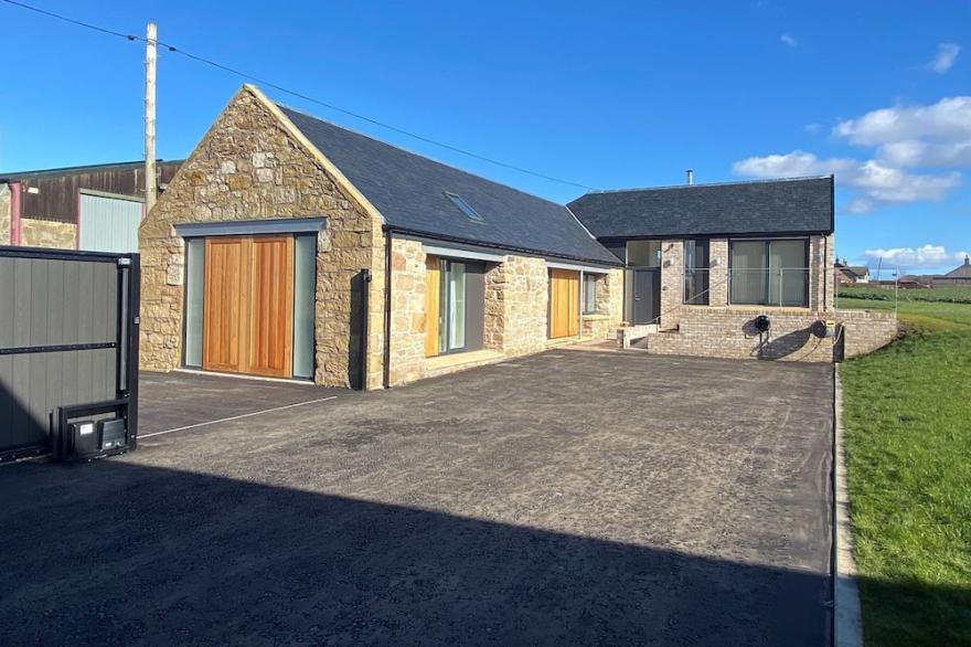 3 bedroom accommodation in Linlithgow