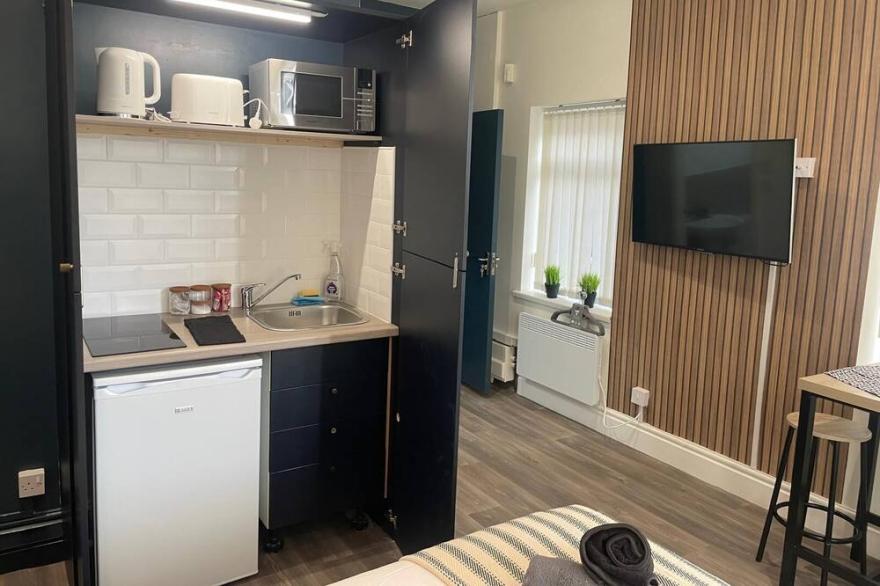 Stylish Studio Apartment Close To City Centre
