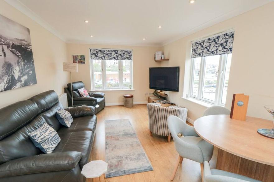 WATERMARK APARTMENT, family friendly, with a garden in Whitby