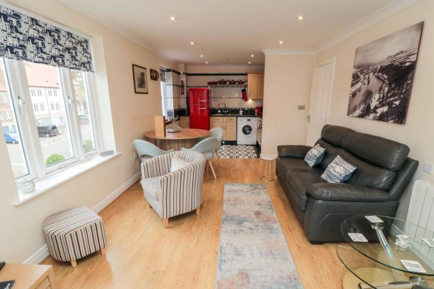 WATERMARK APARTMENT, family friendly, with a garden in Whitby