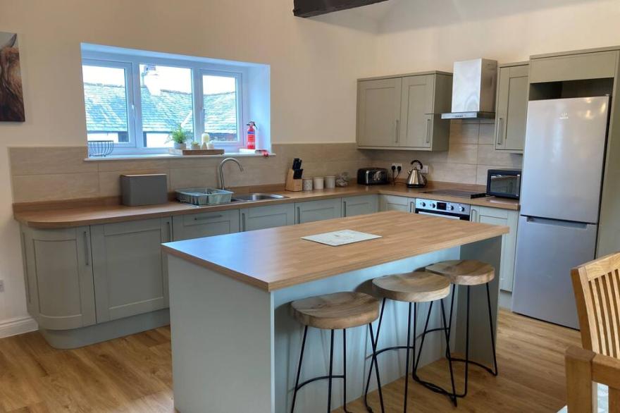 A Beautifully Converted Cottage - Ideal Location For Exploring The Lakes