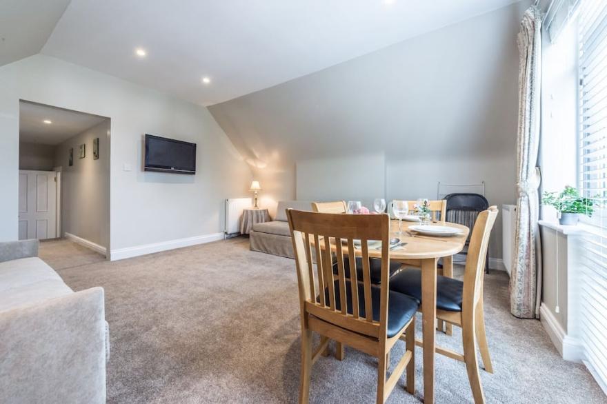 Beautiful Flat-12 minutes(tube)to Oxford Street,Accommodates up to  6