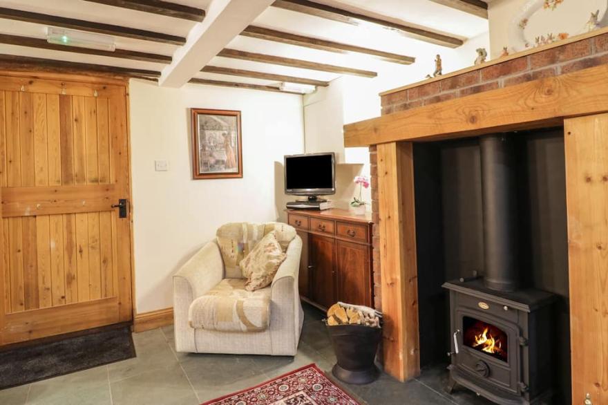 THE OLD BARN, with open fire in Nether Wasdale