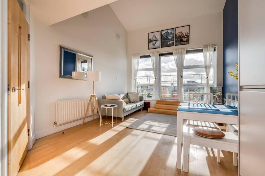Apartment-Private Bathroom-Balcony