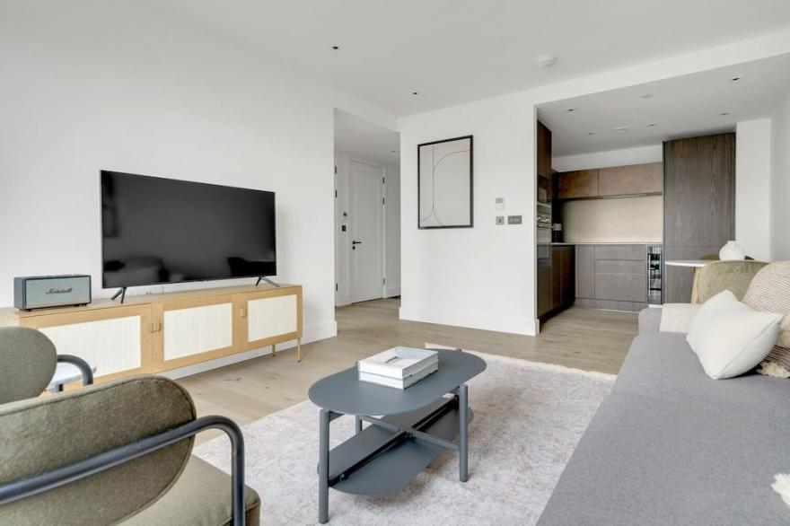 Open plan Vauxhall 1BR,  modern, by Blueground