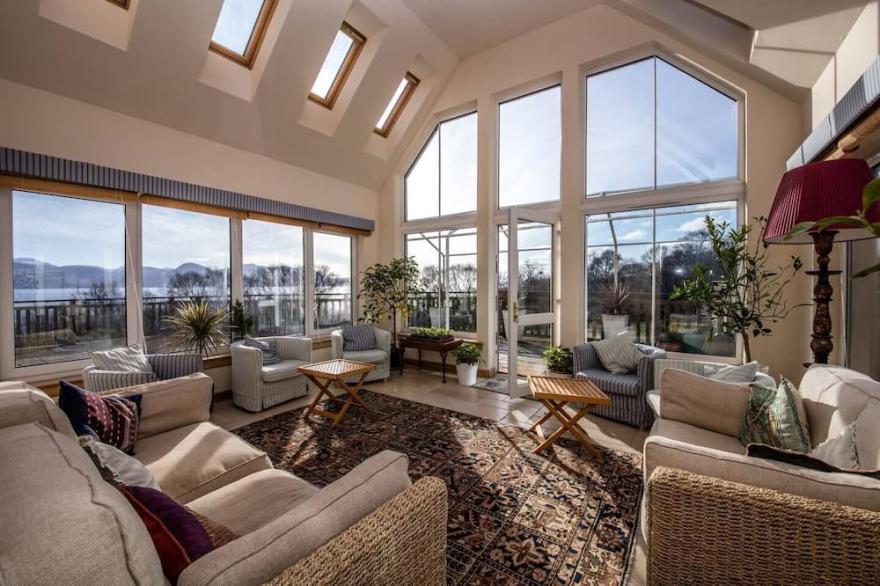 Suleskerry: stunning views, hot tub & games room