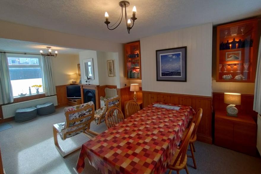 Cosy 3 bedroom cottage 5 minutes from Filey Beach