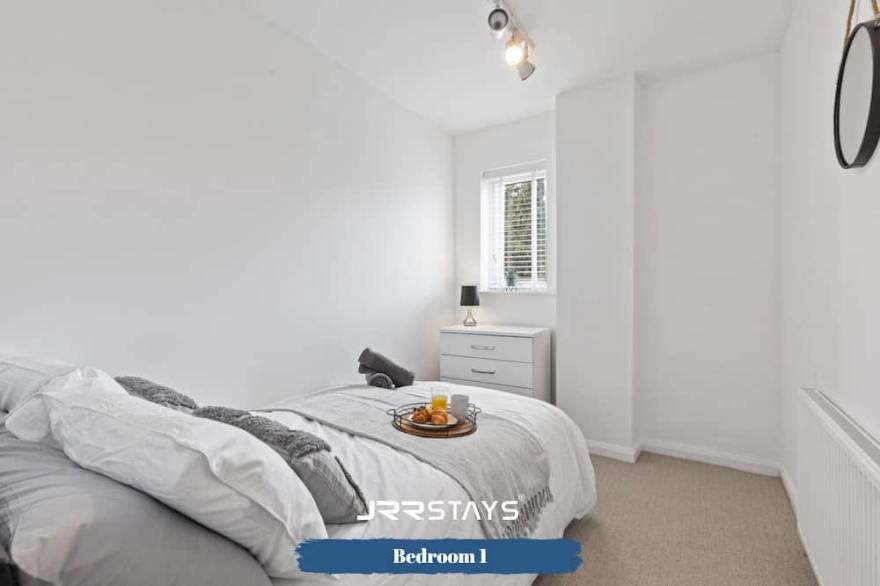 JRR Stays - Warwickshire - Nuneaton - CV10