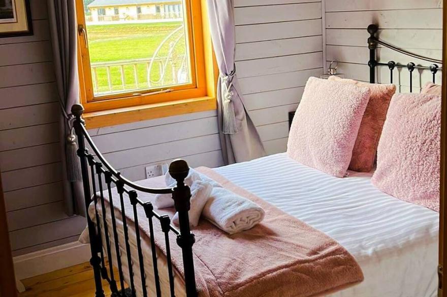Beautiful 3-Bed Luxury Private Lodge in York