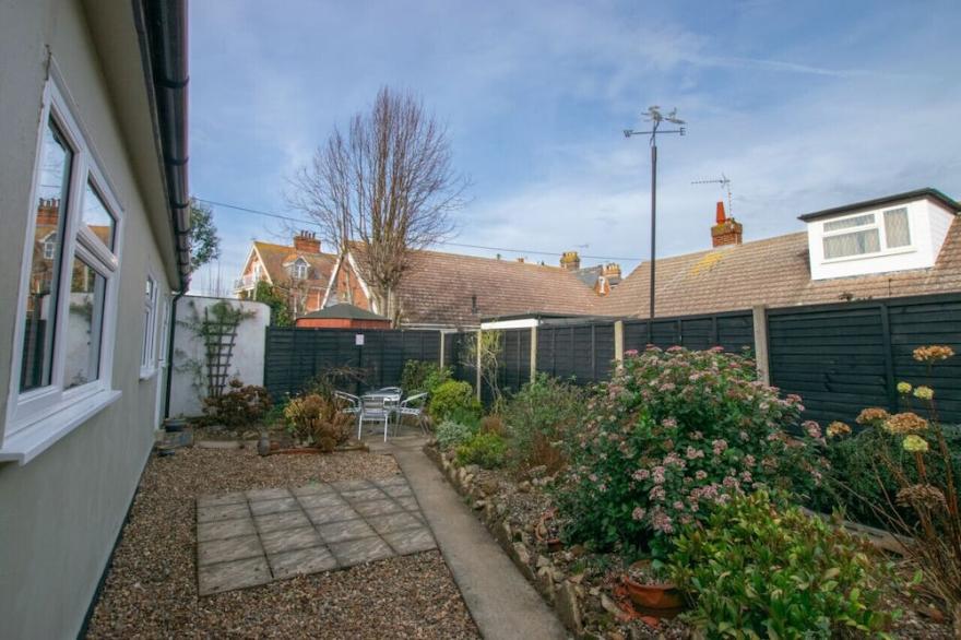 Hideout - Two Bedroom Apartment, Sleeps 4