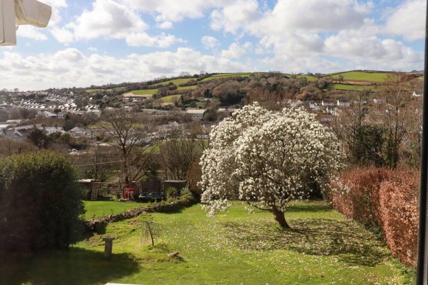 CHY RYN, family friendly, with a garden in Tywardreath