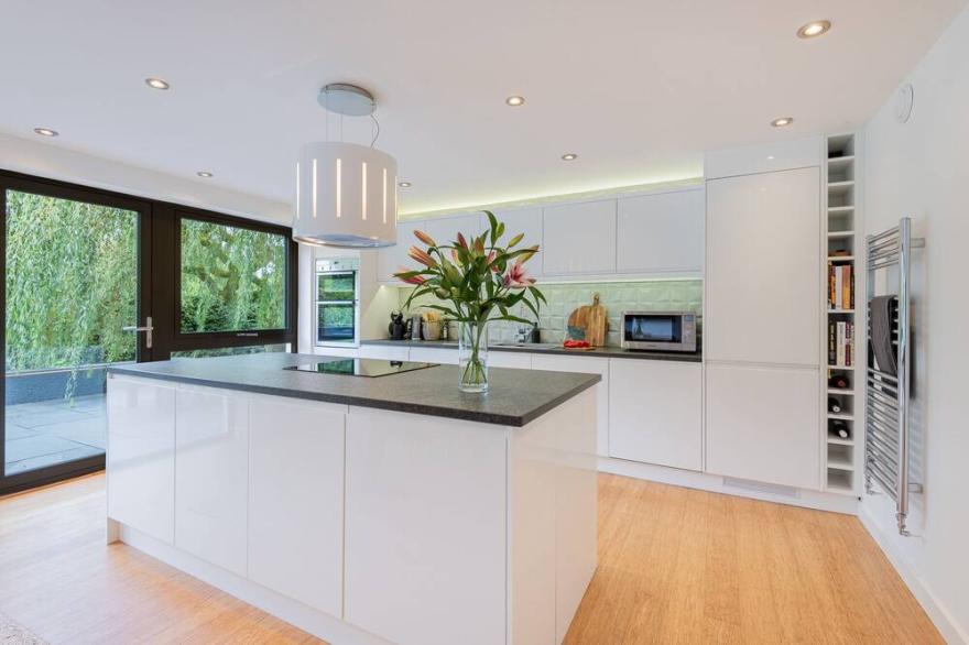 The Roost - Luxe family-friendly home, Windermere