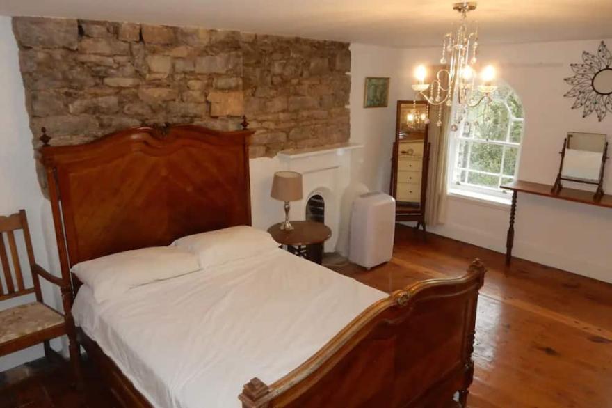 Historic 4 bedroom Lake District house with stunning views