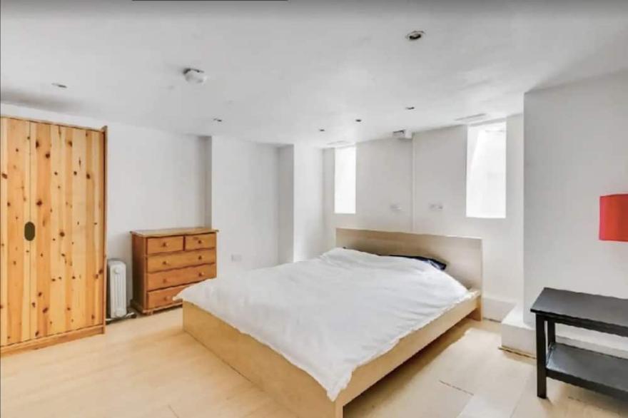 Cosy Split-Level Garden Flat - 5 mins from Parsons Green