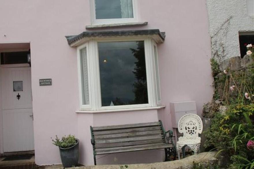 Periwinkle Cottage - Two Bedroom House, Sleeps 4