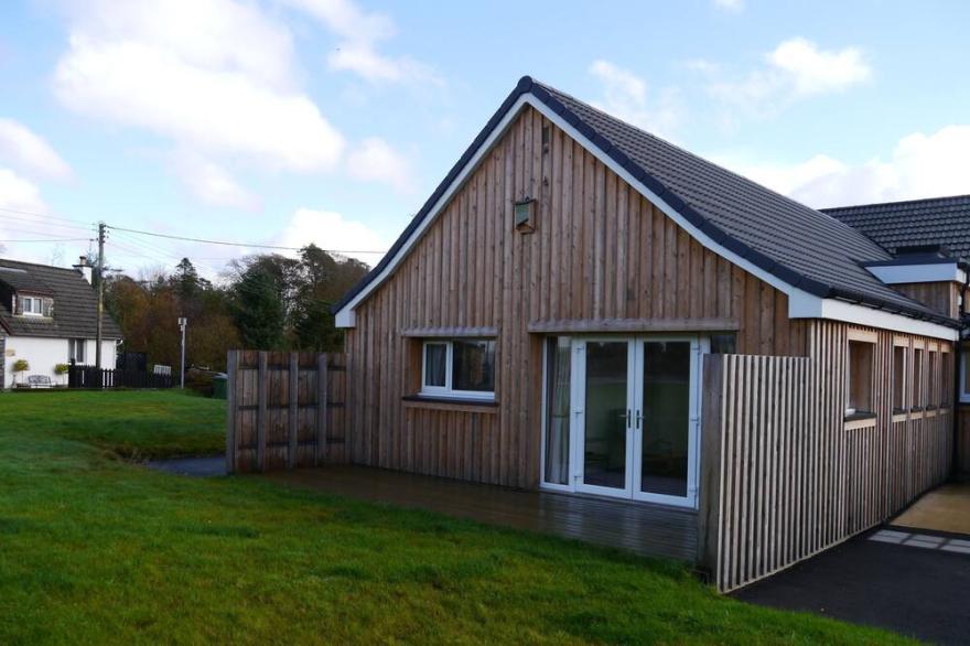 The Coorie -  an apartment that sleeps 5 guests  in 2 bedrooms
