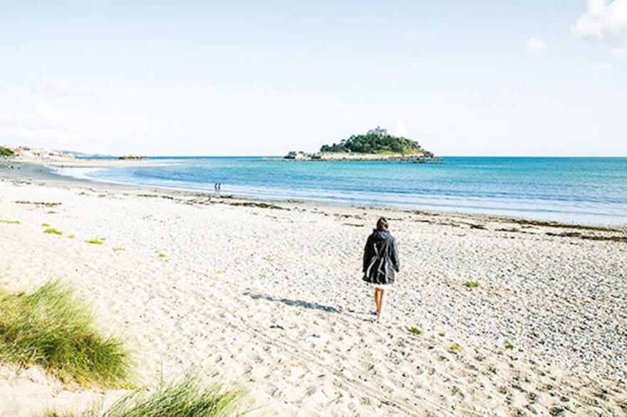 Charing Cornish Cottage in Marazion - 1 min from beach