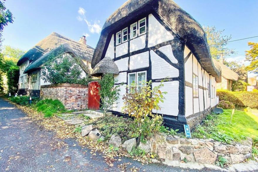 3 bedroom accommodation in Wootton Rivers, near Marlborough