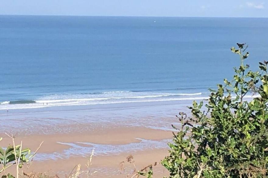 Skylark Lodge, Moor and Sea, beautiful views over Exmoor