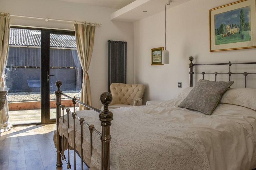 1 bedroom accommodation in East Chiltington