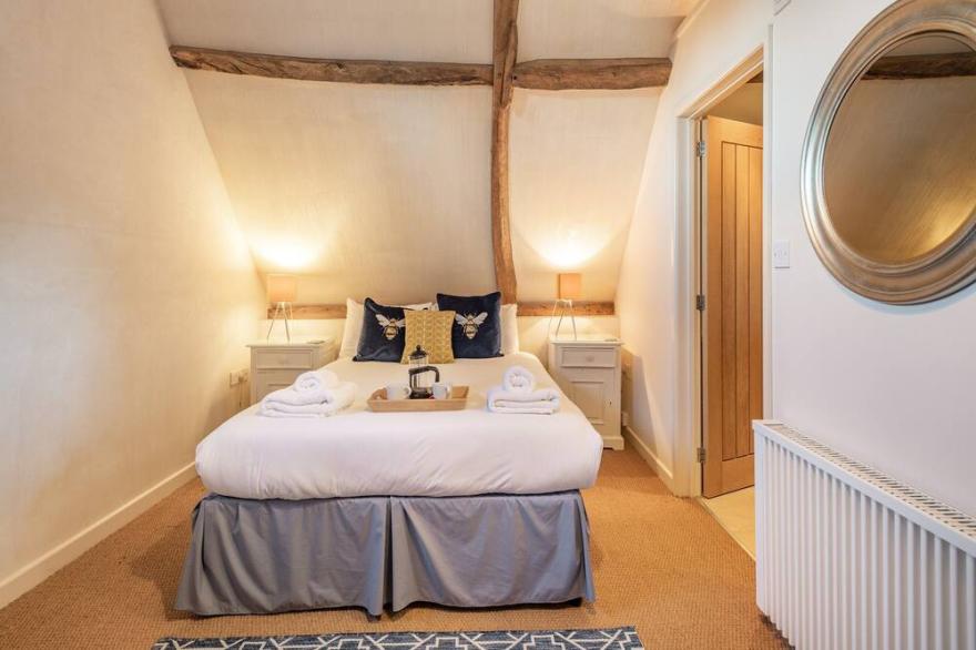 2 bedroom accommodation in Suffield, near North Walsham