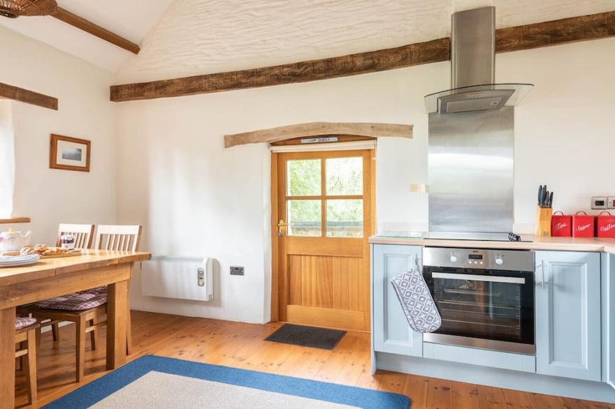 Barley Moo, two bedroom converted barn
