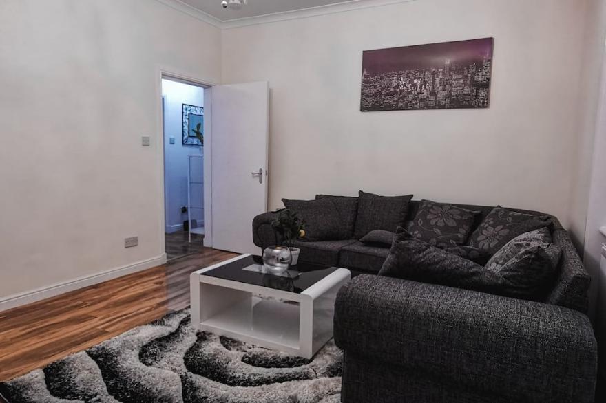 Glasgow Southside: Cosy 2 Bedroom Apartment