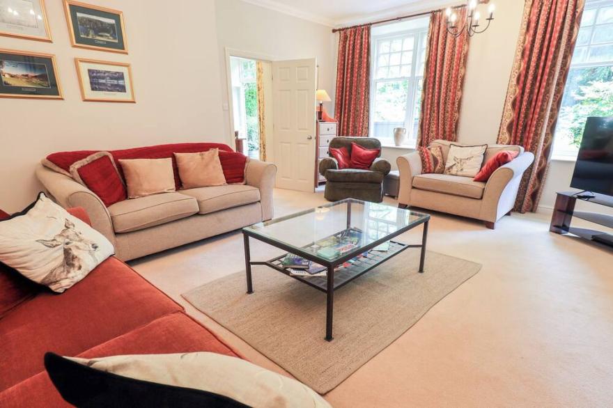 DEER THWAITE, family friendly, with a garden in Windermere