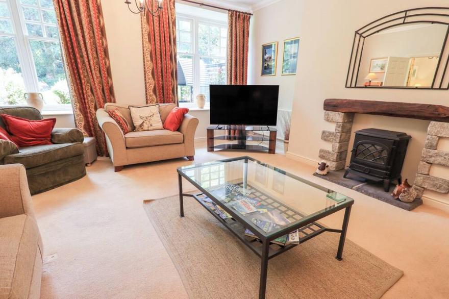 DEER THWAITE, family friendly, with a garden in Windermere