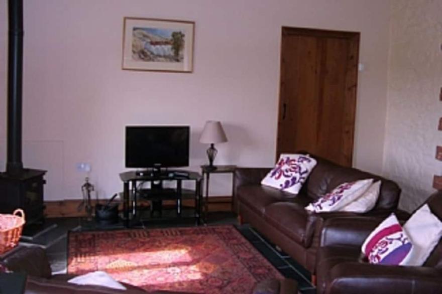 Bramble Cottage (Sleeps 5. 2 Bedrooms)