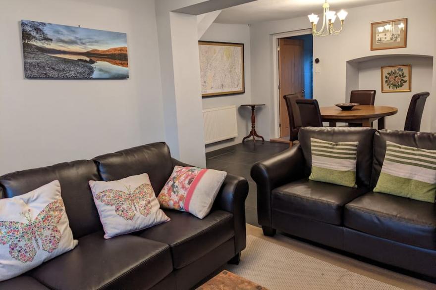 ROSE COTTAGE, family friendly, with open fire in Lowick Bridge