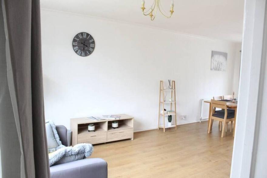 Private Comfortable 2 Bedroom Home away from Home
