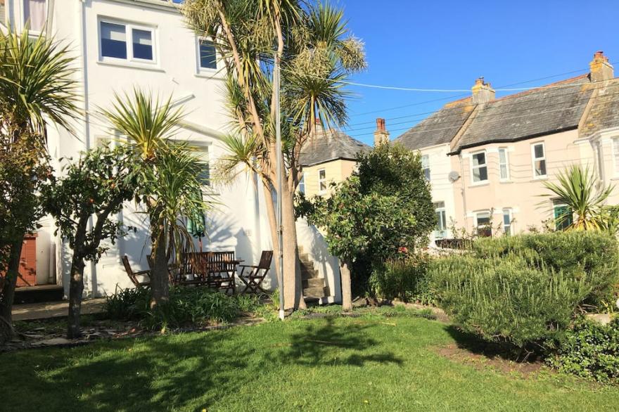 1 Netherton Road Ideal base for a family holiday in Padstow with parking