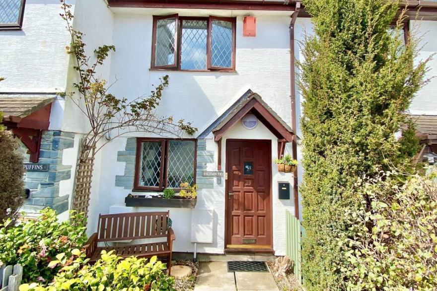 2 Bedrooms, wifi and rear decked patio, pets are welcome