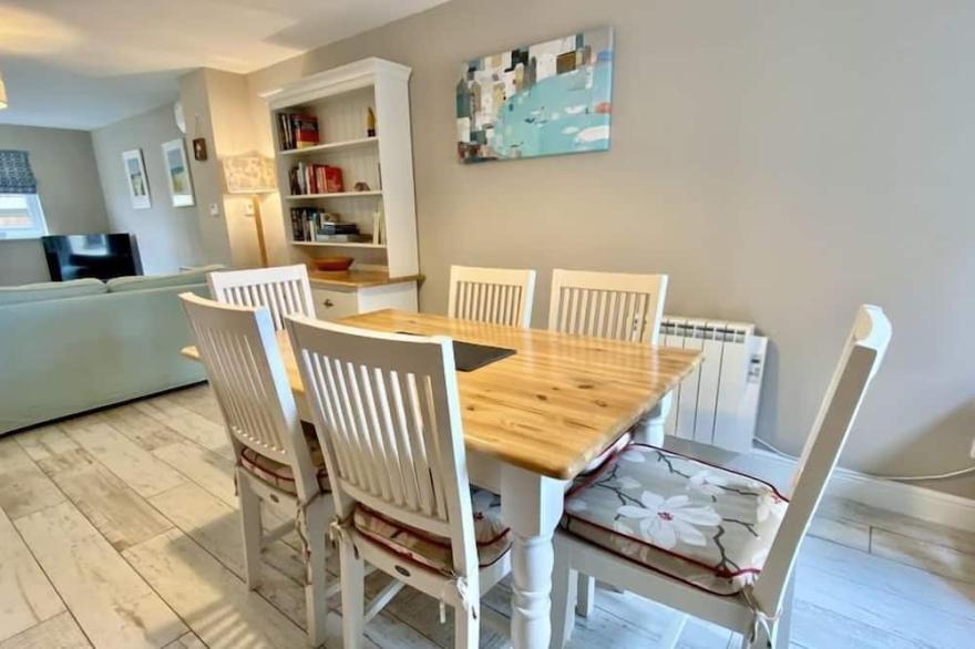Modern holiday home in Padstow Old Town with parking and patio garden